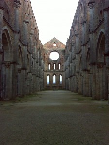 la Spada nella Roccia un indimenticabile itinerario automobilistico